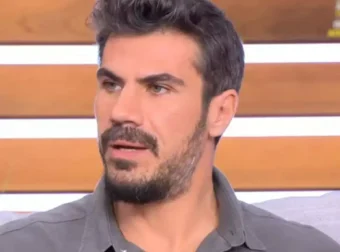 Άκης Πετρετζίκης – “Τώρα που έχω μάθει ποιος είναι ο σωστός τρόπος, θέλω να το κάνω με αυτόν”