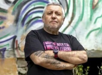 Παραπέμπεται σε δίκη για κακούργημα: «Βγήκε από την αίθουσα συζητώντας χαμηλόφωνα…» – Η πρώτη αντίδραση του Στάθη Παναγιωτόπουλου