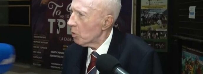 Τους τσάκωσαν την ώρα που φιλιόντουσαν στο στόμα: «Πολύ ενοχλητικοί γίνεστε, να με αφήσετε ήσυχο!» – Έξαλλος ο Κωνσταντίνος Πλεύρης