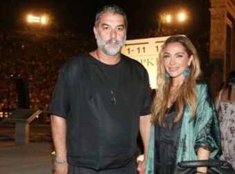 Το βλέμμα του τα “λέει” όλα – Η αντίδραση του Βασίλη Μπισμπίκη στο τσιφτετέλι της Δέσποινας Βανδή