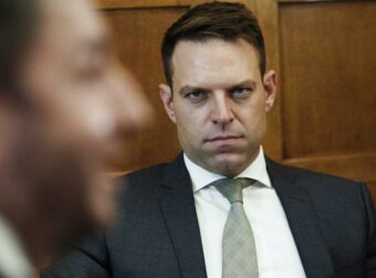 Δύσκολες ώρες για τον Κασσελάκη: Τρίτο κόμμα ο ΣΥΡΙΖΑ – Πέρασε δεύτερο το ΠΑΣΟΚ μετά από 11 χρόνια