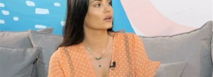 «Ήμουν σε ένα πολύ σκοτεινό κομμάτι της ζωής μου! Γύρισα στον Γιάννη και του είπα…» – Όσα δεν είχε αποκαλύψει η Μαρία Κορινθίου για τα δύσκολα που πέρασε