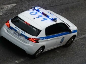 Προτίμησε να πέσει από το μπαλκόνι: Γυναίκα στον Νέο Κόσμο έκανε «βουτιά» στο κενό για να σωθεί από τον άντρα της-Τι συνέβη