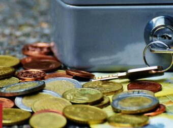 Οι καλύτερες συμβουλές για να βάλεις στην άκρη χρήματα