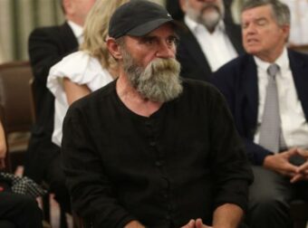 Κωνσταντίνος Πολυχρονόπουλος: Ο «Άλλος άνθρωπος» είχε παίξει από 1.000 φορές σε μαγαζί τυχερών παιχνιδιών – Το απίστευτο ποσό που έχει χάσει (video)