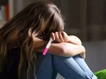 Αδιανόητο περιστατικό στην Κρήτη: 13χρονη έμεινε έγκυος από τον ανήλικο αδελφό της – Δηλώνουν ερωτευμένοι
